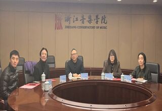 bat365在线平台官网与伦敦大学金 ...